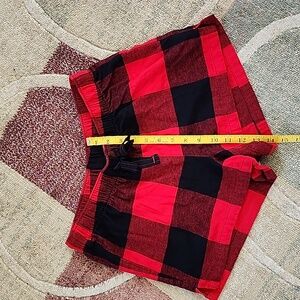 Old Navy, Women's, Buffalo Plaid, Red & Black, Flannel Shorts, Size Sm.